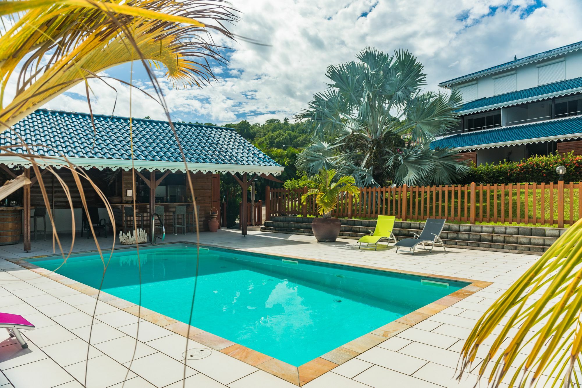 Makare Lagoon Club 勒沃克兰 外观 照片